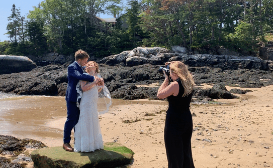 1774-Inn-Photographer-Maine-Wedding.gif