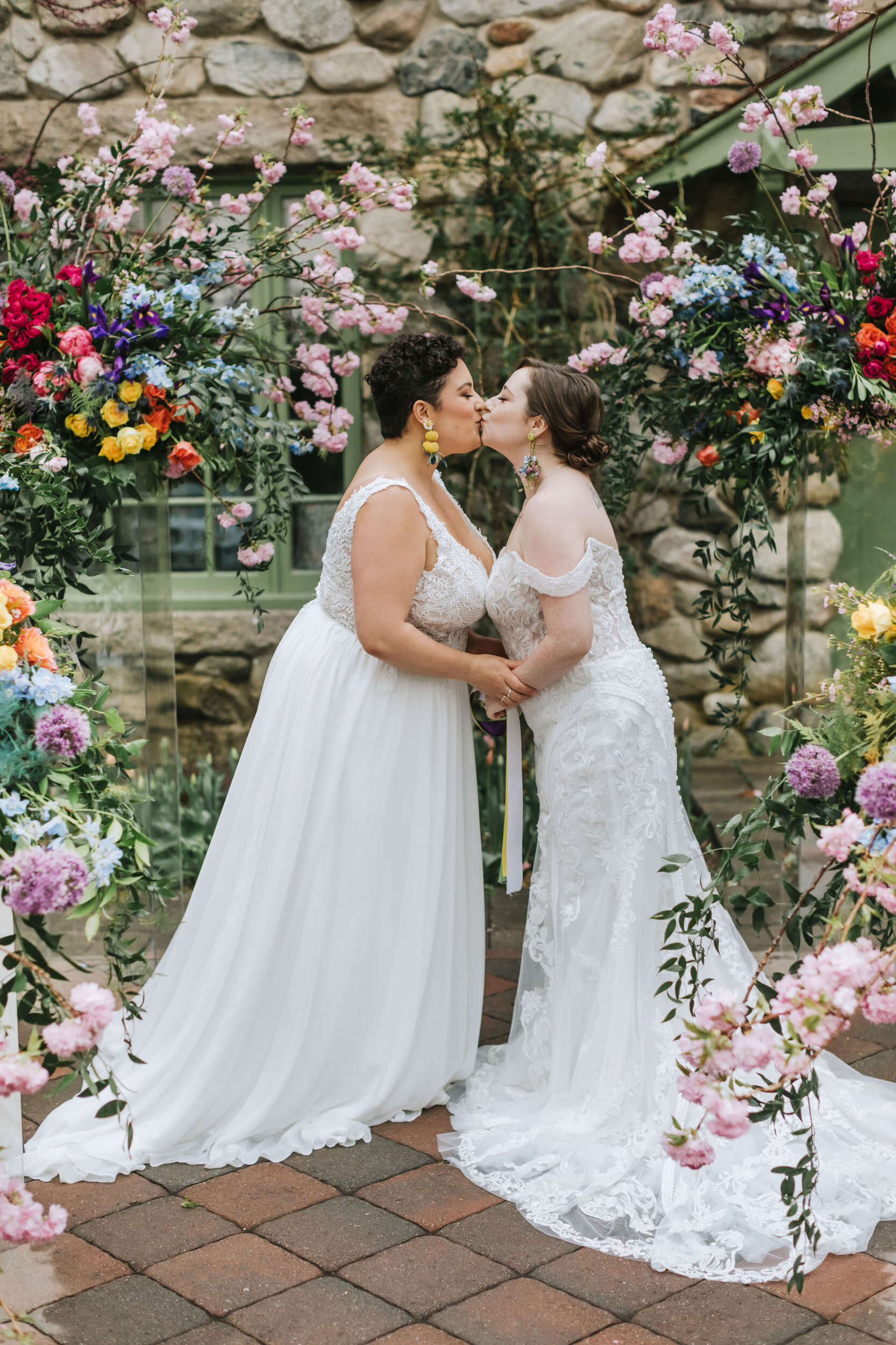 Willowdale-Estate-Gay-Wedding-Brides-LGBT-Photographer-Boston-006.JPG