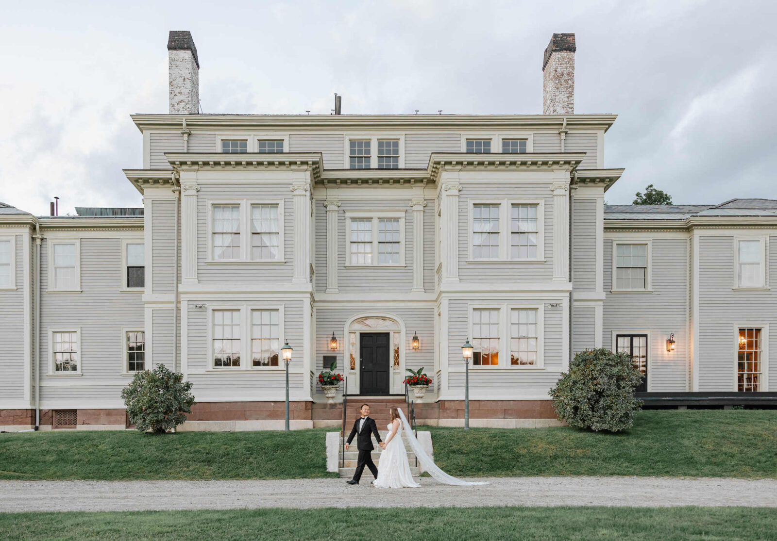 Lyman Estate, a barn wedding venue in Waltham, Massachusetts